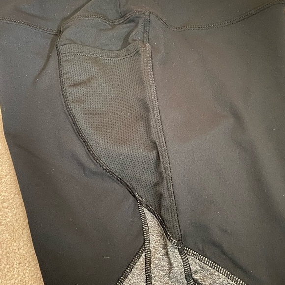 Avis yoga exercise workout pants capris black gray large (12-14) - Picture 3 of 3